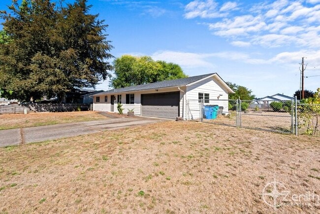 8805 NE 90th Ave in Vancouver, WA - Building Photo - Building Photo