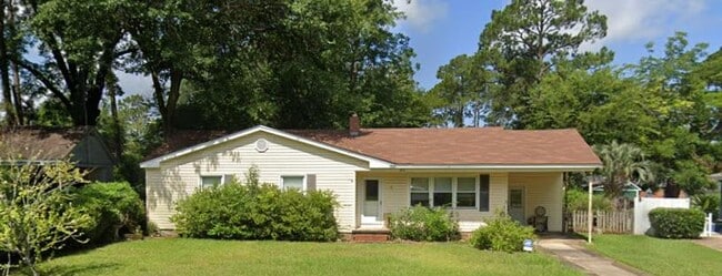 property at 2010 Melrose Dr