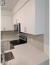 1100 Lackner Pl in Kitchener, ON - Building Photo - Building Photo