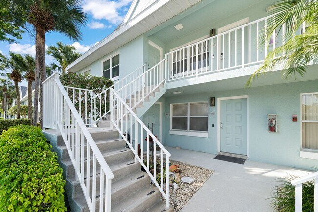property at 121 Wading Bird Cir