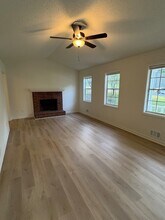 1035 Brenton Dr NW in Kennesaw, GA - Foto de edificio - Building Photo