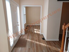 6015 Meadow Greer Rd in Chapel Hill, NC - Building Photo - Building Photo