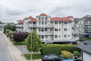 Twelve Corners in Abbotsford, BC - Building Photo