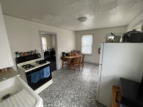 608 E Fremont St, Unit 608 Fremont in Laramie, WY - Building Photo - Building Photo