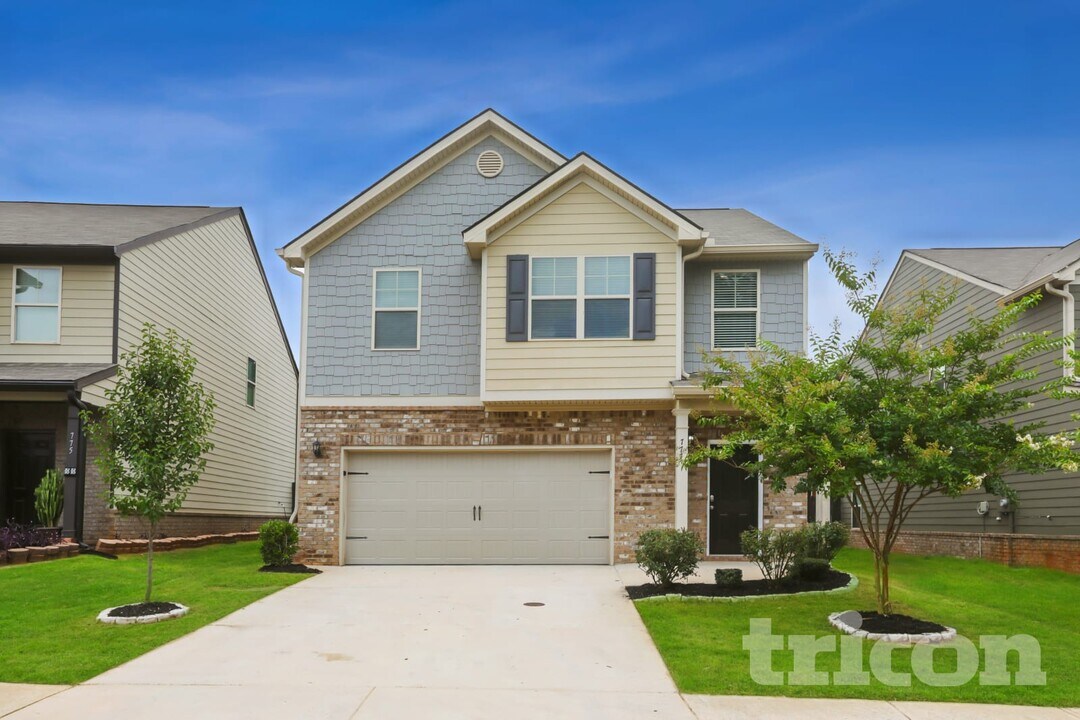 777 Galveston Way in Mcdonough, GA - Foto de edificio