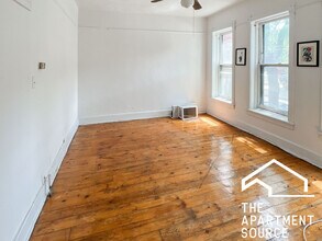 1206 W Wrightwood Ave, Unit 1 in Chicago, IL - Building Photo - Building Photo