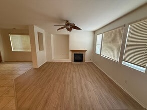 1276 Bee Balm Rd in Hemet, CA - Building Photo - Building Photo