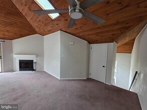 30 Brookside Ct in Horsham, PA - Building Photo - Building Photo