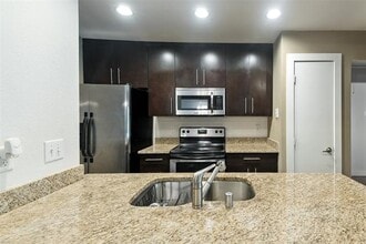 5806 Birchbrook Dr in Dallas, TX - Building Photo - Building Photo