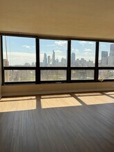 360 E Randolph St in Chicago, IL - Building Photo - Building Photo