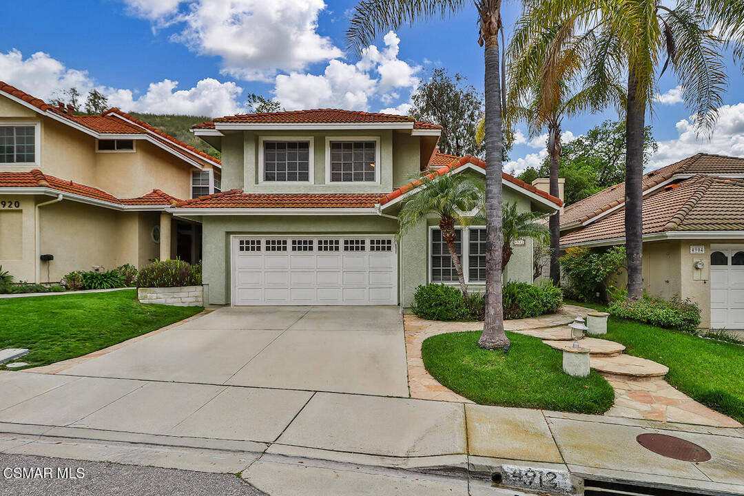 4912 Barbados Ct in Oak Park, CA - Building Photo