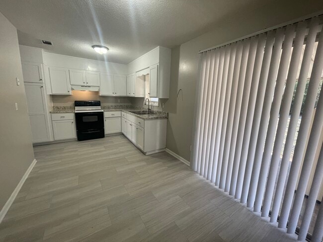 property at 3416 Grassfort Dr SW