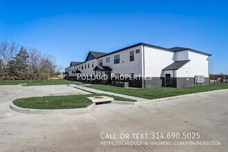 809 Parkview Dr in Wright City, MO - Building Photo - Building Photo