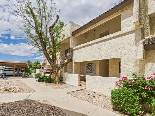 11026 N 28th Dr in Phoenix, AZ - Building Photo - Building Photo
