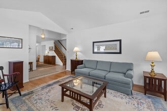 709 Sydney Terrace in Annapolis, MD - Foto de edificio - Building Photo