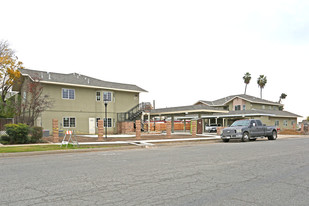 Sacramento Street Apartments