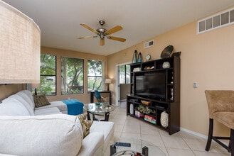 6900 E Princess Dr, Unit SI ID1255447P in Phoenix, AZ - Foto de edificio - Building Photo