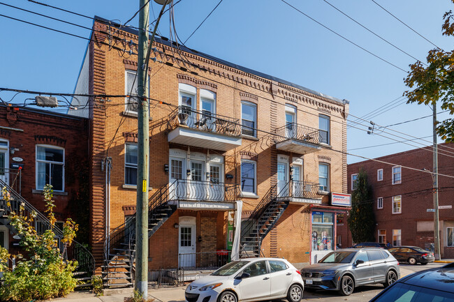 463 Rue in Verdun, QC - Building Photo - Building Photo