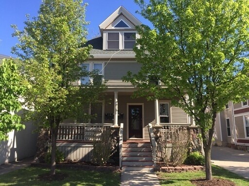 514 W Cross St in Ypsilanti, MI - Building Photo