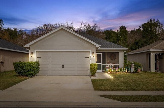 979 Pearly Ridge Ln in Lakeland, FL - Building Photo - Building Photo