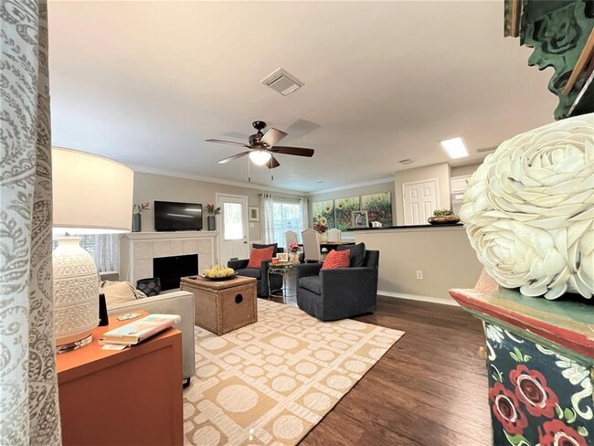10 Butterfly Branch Pl