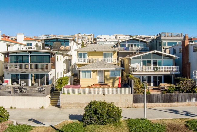 4209 Ocean Dr, Unit A in Manhattan Beach, CA - Foto de edificio - Building Photo