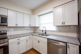 3604 S 78th St in Omaha, NE - Building Photo - Building Photo