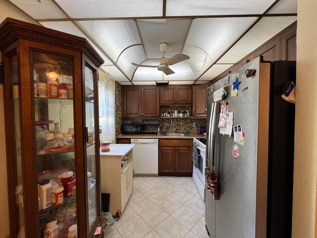345 Brittany Ave in Delray Beach, FL - Foto de edificio - Building Photo
