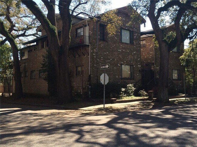 401 St Francis St in Mobile, AL - Building Photo - Building Photo