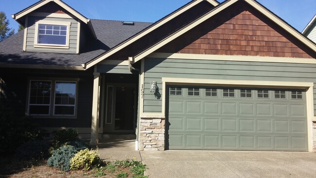 property at 157 SW Chapman Ct