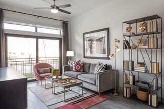 2198 W 18th St in Houston, TX - Building Photo - Building Photo