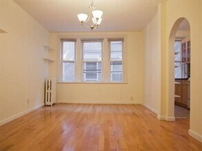 5 Braemore Rd, Unit 9 in Boston, MA - Foto de edificio - Building Photo