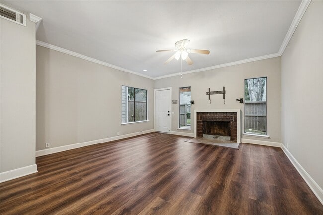 property at 1615 Prairie Mark Ln