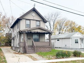 1380 E 171st St in Cleveland, OH - Building Photo