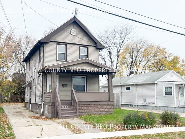 1380 E 171st St in Cleveland, OH - Building Photo