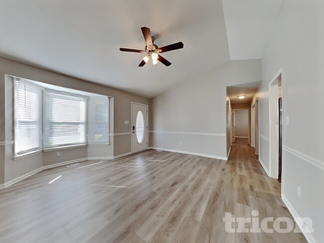 101 N Lakeside Dr in Smithfield, NC - Building Photo - Building Photo