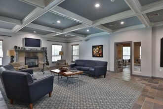 Brandywine Woods Apartment Homes in Bear, DE - Foto de edificio - Building Photo