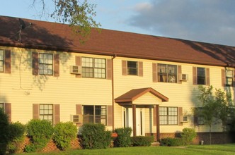 Bedford Woods Apartments in Toledo, OH - Building Photo - Building Photo