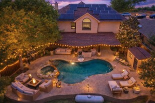 1088 Pondview Dr in Cedar Hill, TX - Building Photo