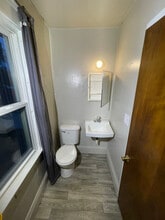 709 Steward Ave in Jackson, MI - Foto de edificio - Building Photo