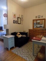 433 Beechurst Ave, Unit 302