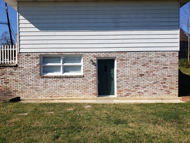 property at 105 Rock Springs Dr