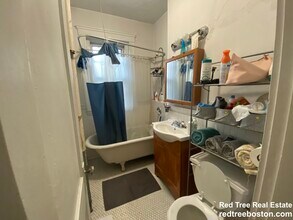 317 Allston St in Boston, MA - Foto de edificio - Building Photo