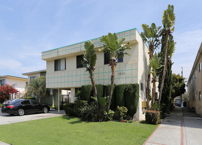 3950 Inglewood Blvd in Los Angeles, CA - Building Photo - Building Photo