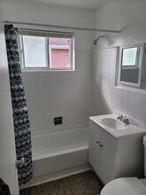 836 Dr Martin Luther King Jr Blvd in Riviera Beach, FL - Foto de edificio - Building Photo