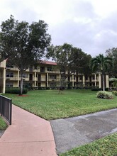 13500 SW 1st St, Unit 312U in Pembroke Pines, FL - Foto de edificio - Building Photo