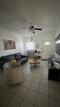 20456 SW 92nd Ct in Cutler Bay, FL - Building Photo - Building Photo