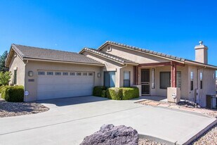 890 Baywood Dr in Prescott, AZ - Building Photo