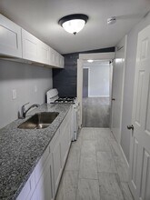 5906 Hillsboro St, Unit B in Houston, TX - Building Photo - Building Photo
