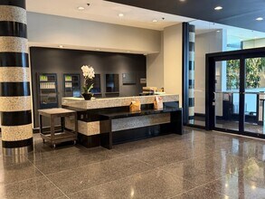 130 S Canal St in Chicago, IL - Building Photo - Building Photo